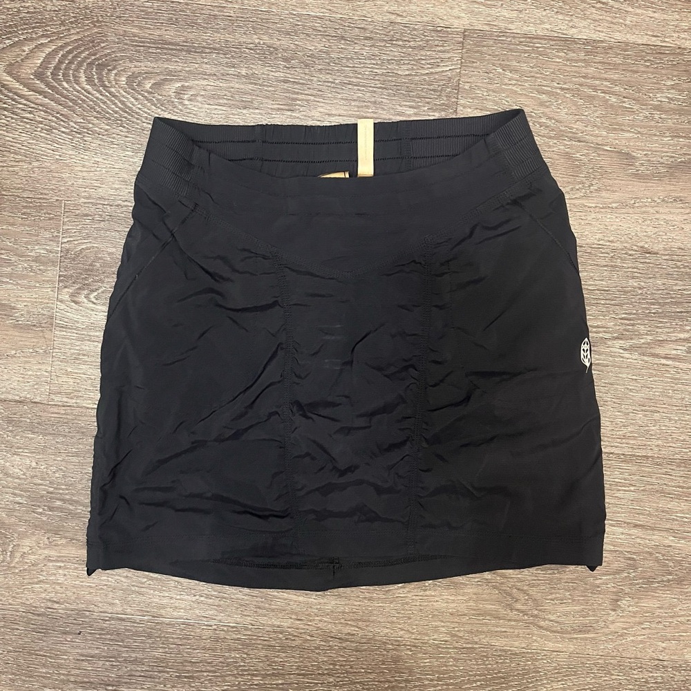 Black mini skirt with shorts skort